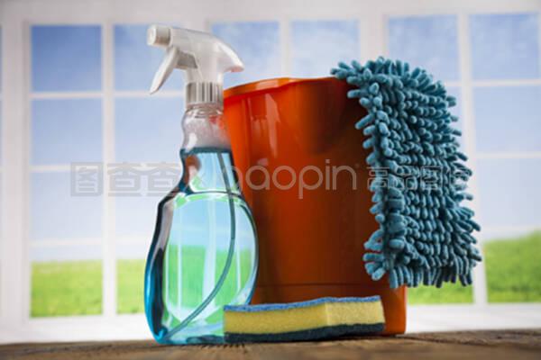木韵窗明 家居清洁用品的艺术与守护
